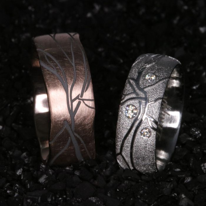 750-Rotgold-RetinaRinge-einzigartig-Goldschmiede-Basel-Juwelier-nachhaltig-fairtrade-spezielle-Ringe-individuelle-designs-handgefertigt